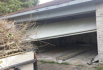 Is Your Garage Door Hurricane Ready? | Garage Door Repair Jacksonville, FL